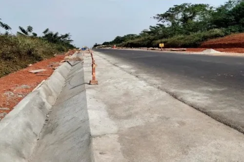 La BAD accorde 203 milliards FCFA au Cameroun pour le bitumage de la route Ngoura II – Yokadouma