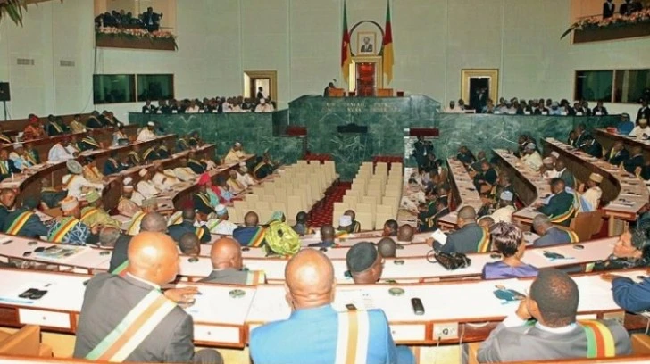 Cameroun : l'Assemblée nationale examine un projet de loi sur la vice-présidence, ravivant le débat sur la succession